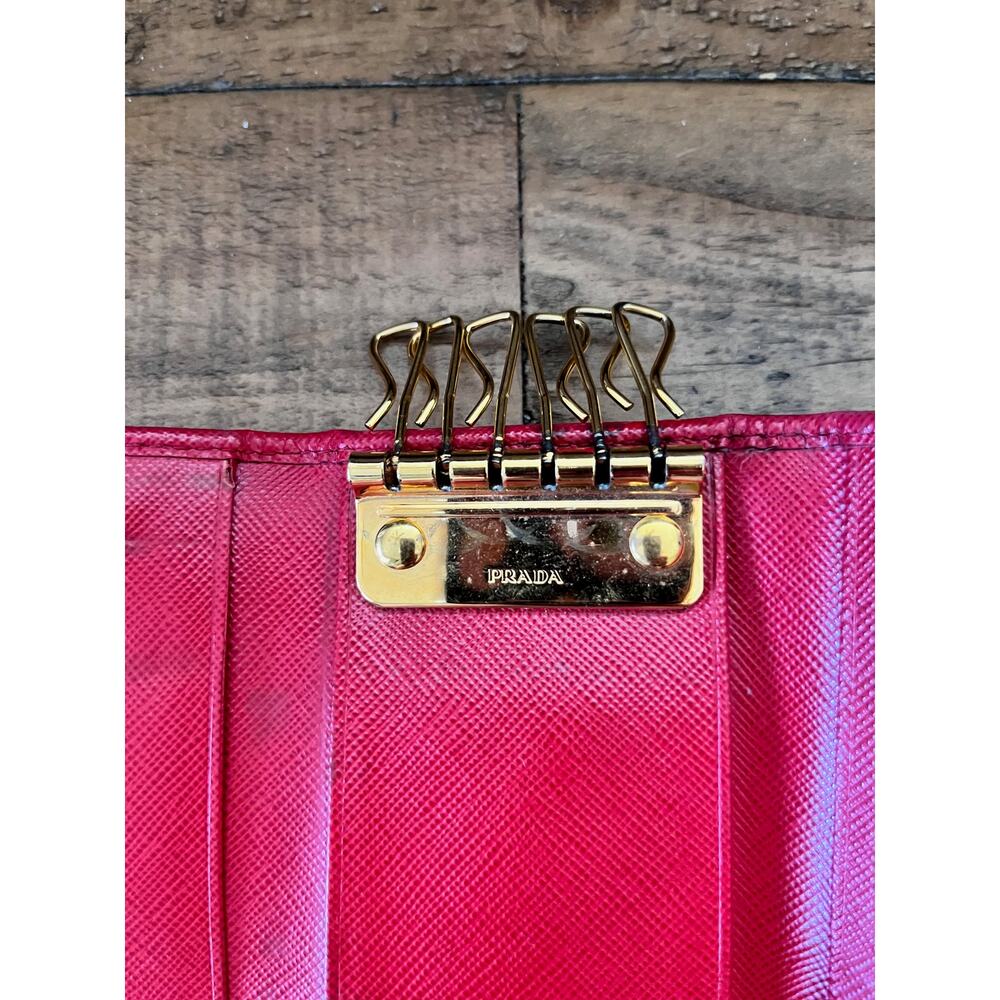 PRADA Red Saffiano leather key holder/card case double snaps (repainted) - Picture 8 of 14